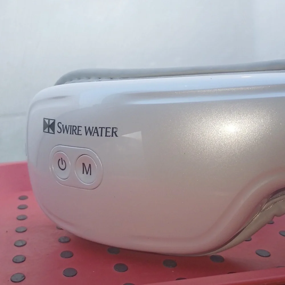 White Eye Massager